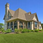 screen porch with hidden screens